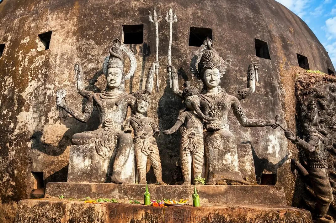 Der Buddha Park Xieng Khouang bei Vientiane