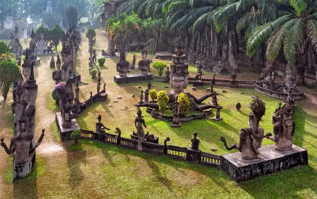 Im Xieng Khuan Buddha Park bei Vientiane